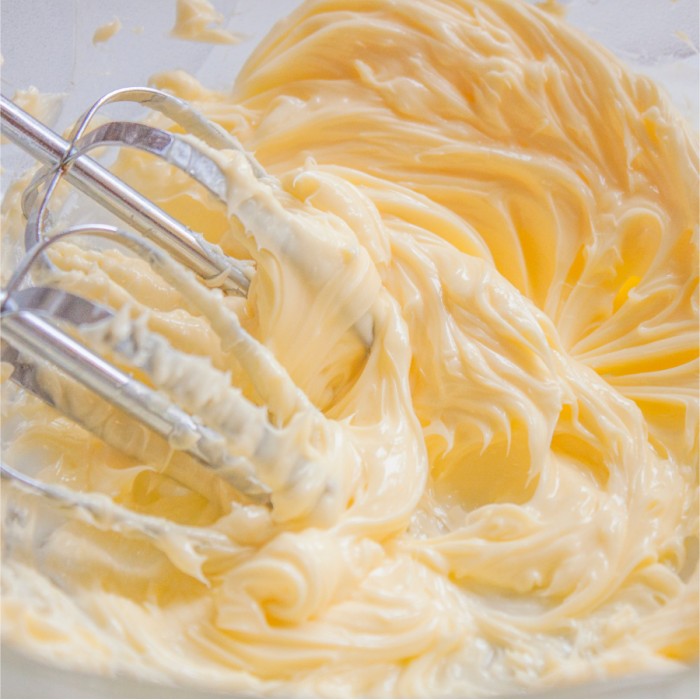 Preparato per crema di burro merignata